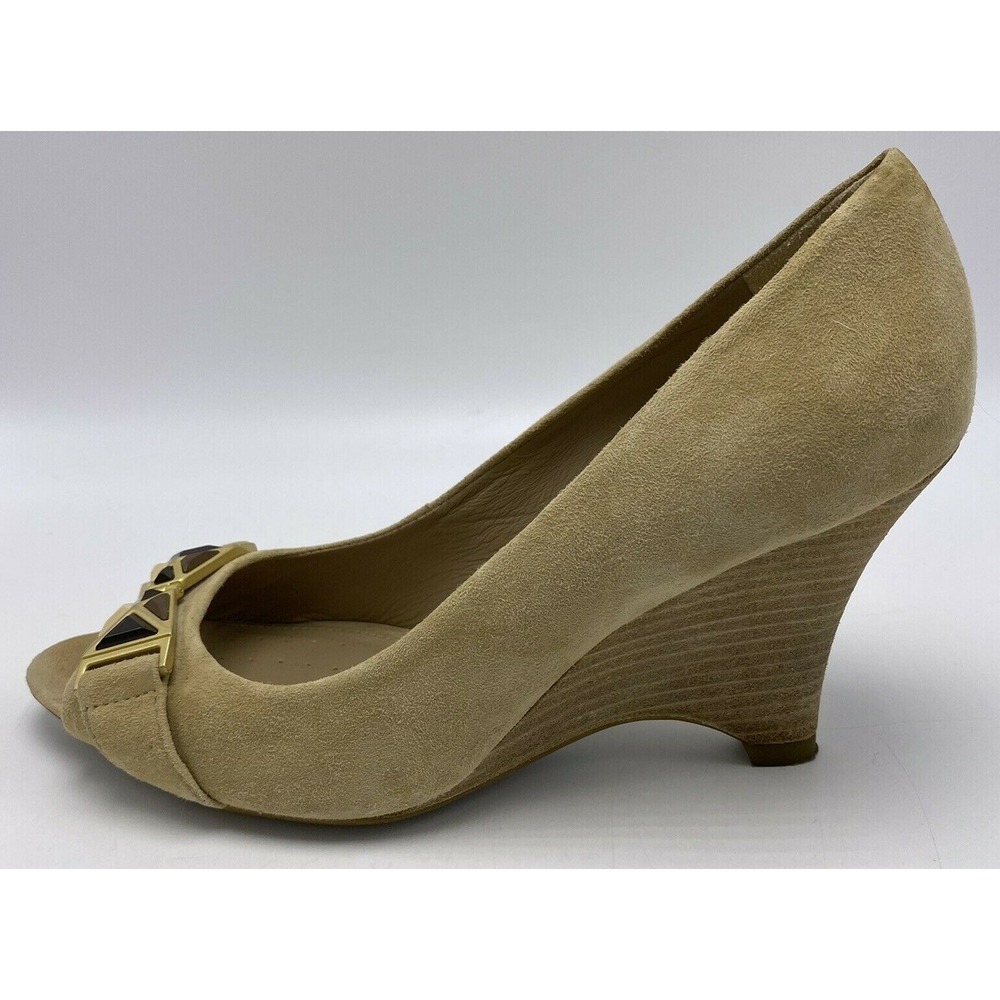 Geox Respira Heel Women 9 Suede Leather Y2K Wedge Pump Slip On Beige Gold 3 3/4"
